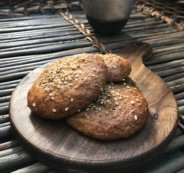 Petits biscuits à l'épeautre, sésame Magimix.